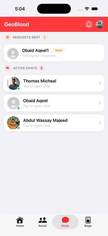GeoBlood iOS app screen: Requests sent and active chats